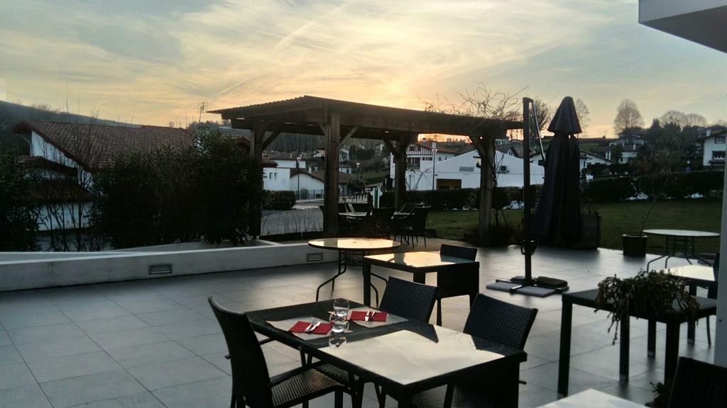 Hotel Residence Bergara スライド エクステリア 写真