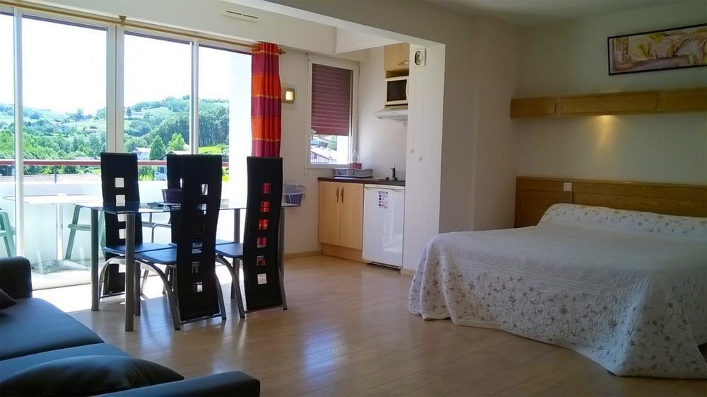 Hotel Residence Bergara スライド エクステリア 写真
