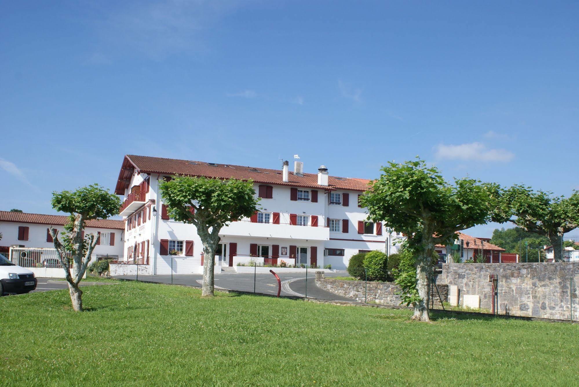 Hotel Residence Bergara スライド エクステリア 写真